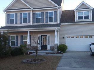 201 Admiral Ct, Sneads Ferry, NC 28460