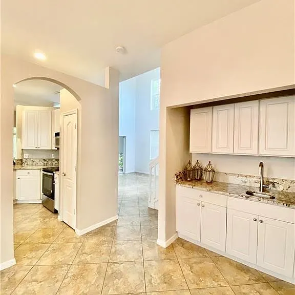 8929 Spring Mountain Way — Photo 5