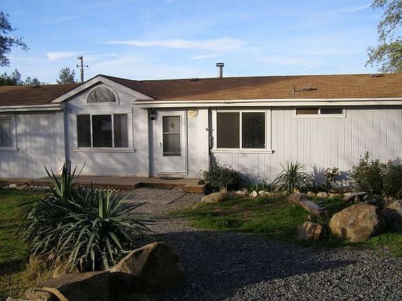 4th image of 15825 Beyers Ln