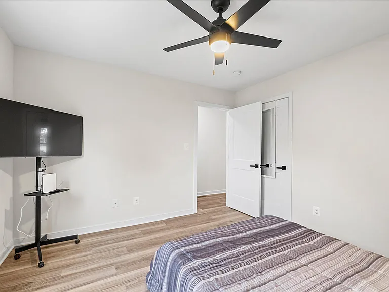 1274 Holly Vista Dr — Photo 16