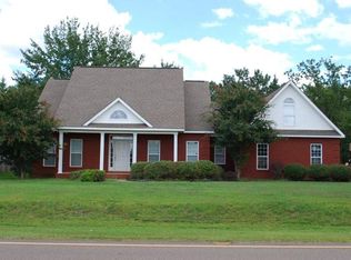 221 Peach Blossom Rd, Bonaire, GA 31005