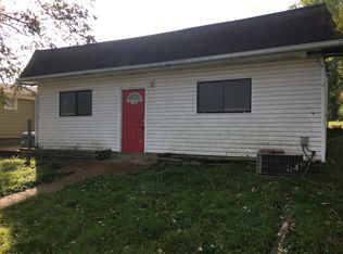 5702 Heege Rd, Saint Louis, MO 63123