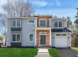 10-09 2nd St, Fair Lawn, NJ 07410