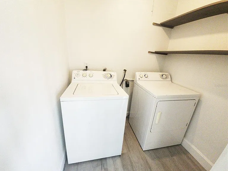 14422 Reuter Strasse Cir #112 — Photo 4