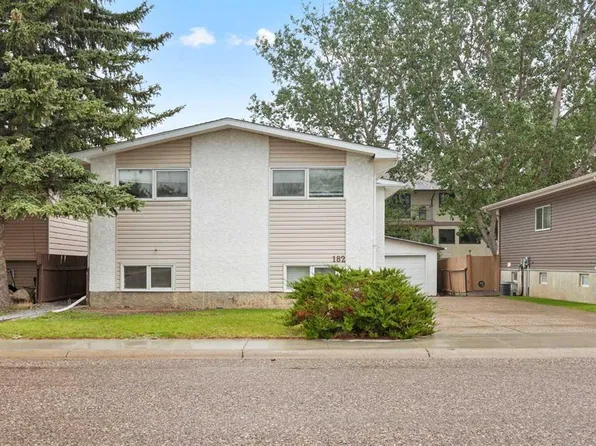 182 Oxford Rd W, Lethbridge, AB T1K 4V4