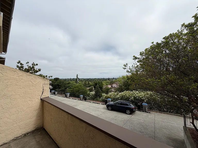 4755 Snow Dr — Photo 2