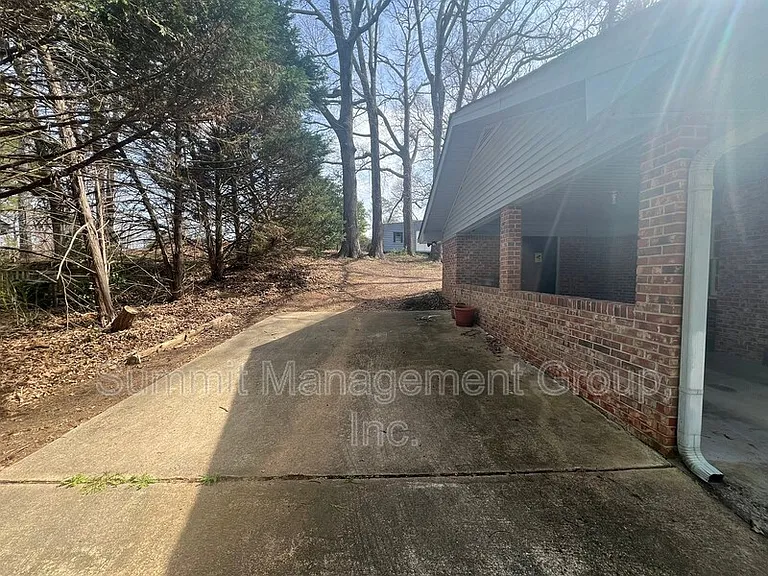 8293 Lakeview Dr SW — Photo 22