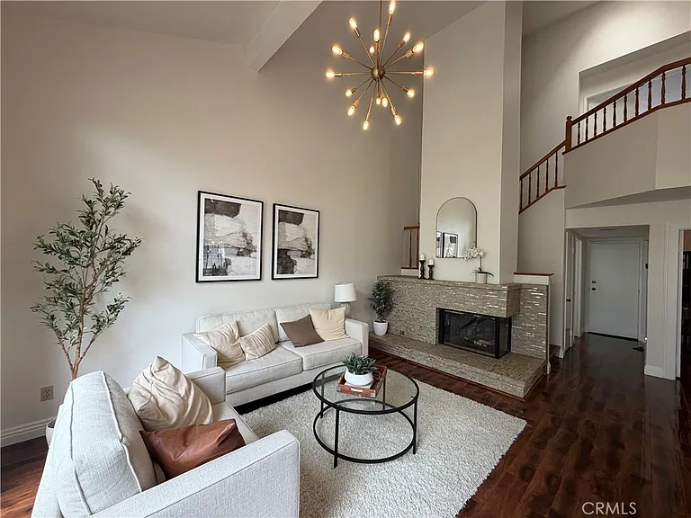 22966 Estoril Dr — Photo 4