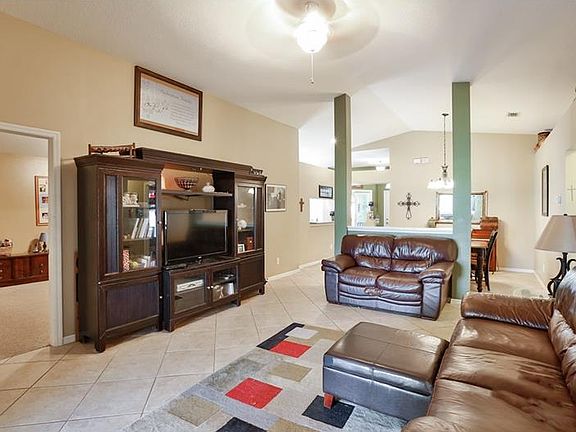 3rd image of 4612 Tucson Ct