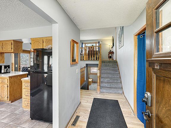 2nd image of 2695 196th Ave NE