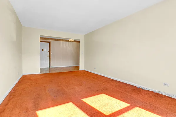 Sold by Mitra Hakimi Realty Group, LLC | media 13