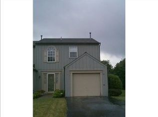 72 Monmouth Dr, Cranberry Twp, PA 16066