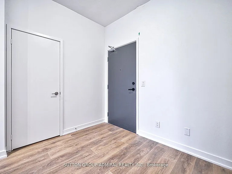 2033 Kennedy Rd #1905 — Photo 16
