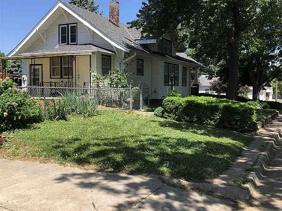 5th image of 1901 2nd Ave