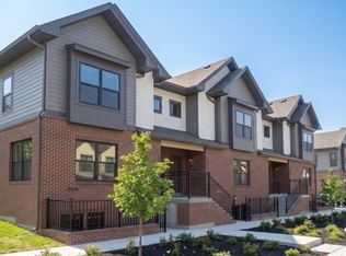 8180 Greystone St, Overland Park, KS 66204