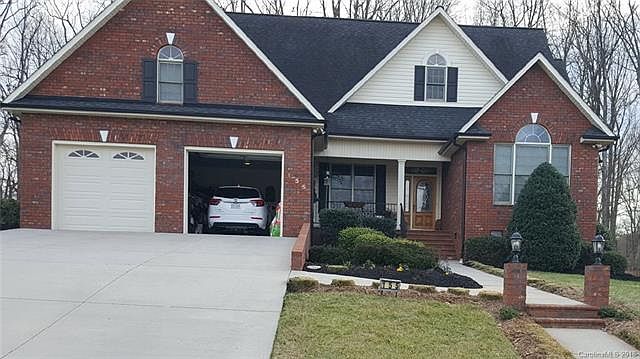 1st image of 155 Autumn Frost Ave