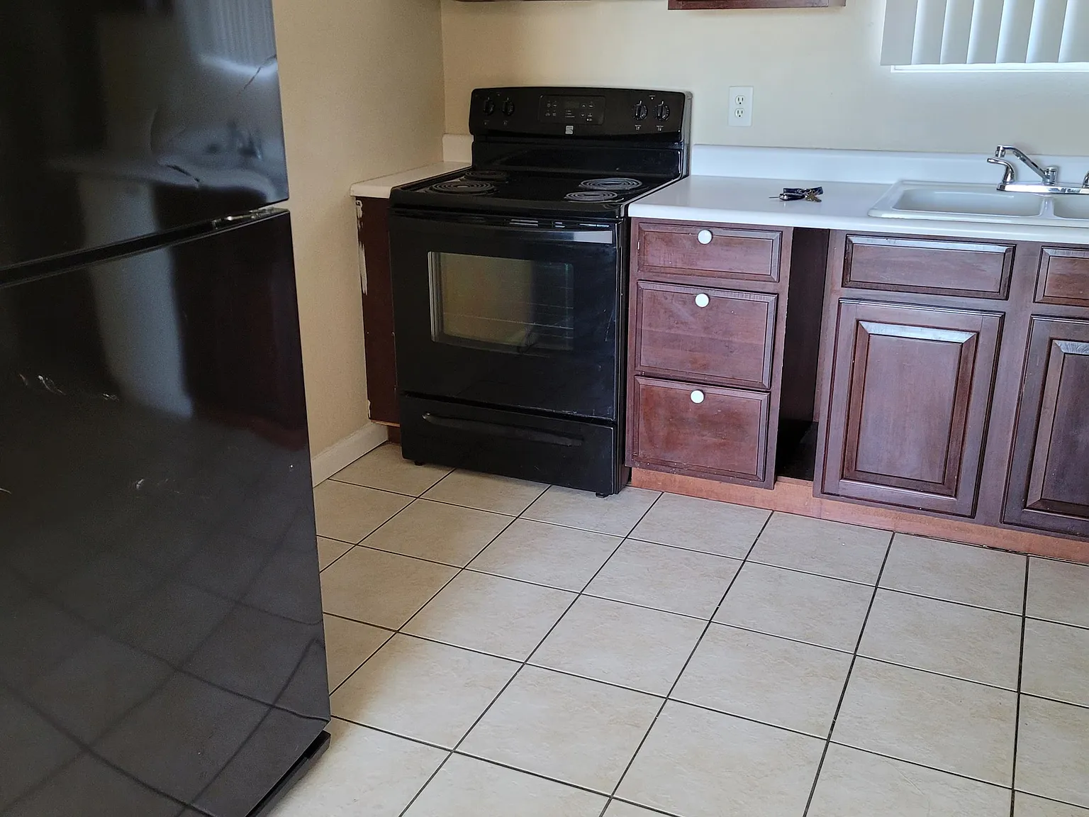 1101 Briarwood Rd - 3 — Photo 3