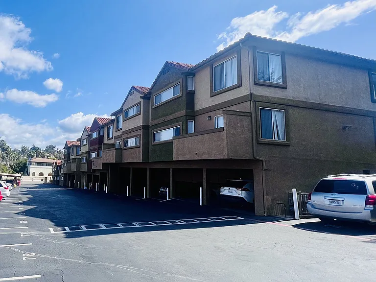 Plenty of parking options at Grande Vista Apartments.