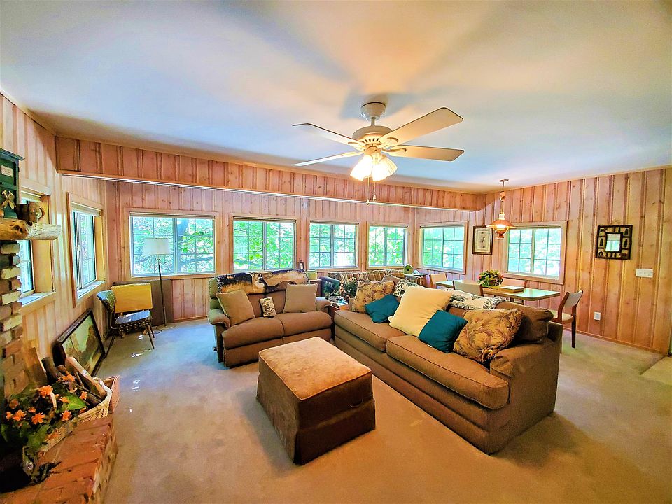 1st image of 853 Lake Dr