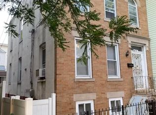 6007 56th Rd, Flushing, NY 11378