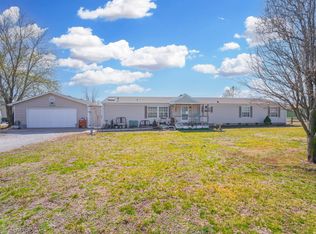 2109 E Winchester St, Wichita, KS 67216