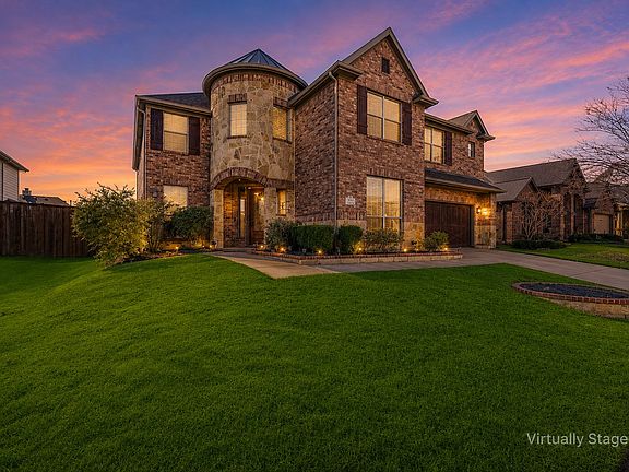 3rd image of 403 Sodbury Ct