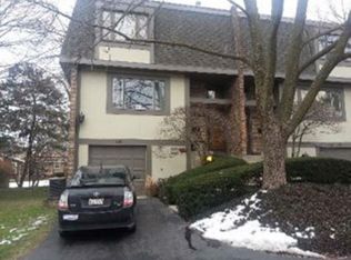 220 Charles Pl, Wilmette, IL
