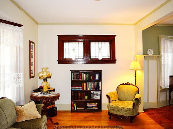 2nd image of 2619 S Wentworth Ave