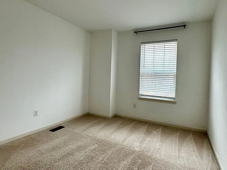 107 Foundry Ln #31 — Photo 12