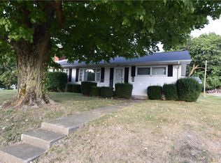 404 Shortridge Dr, Bellefontaine, OH