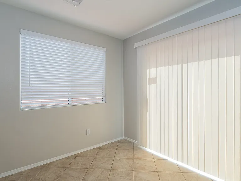 530 Eresma St — Photo 7