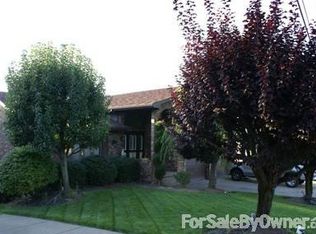 137 W Circle Dr, Weirton, WV