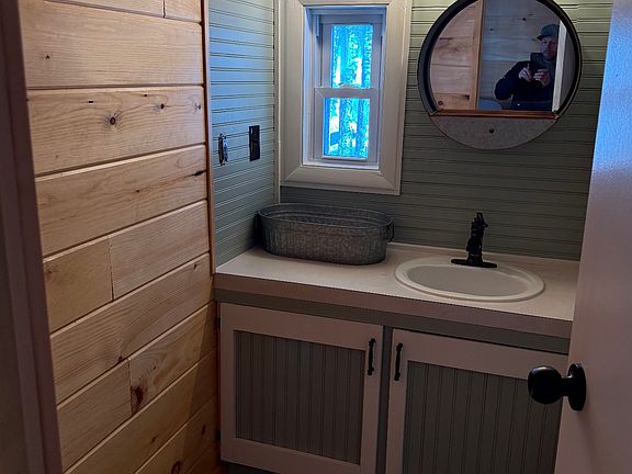 5th image of 279 Bangor Rd #B