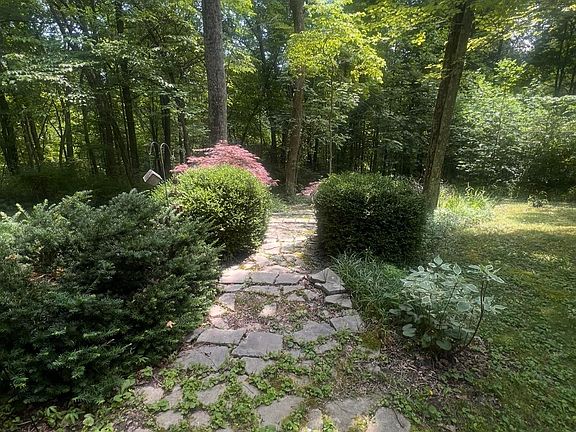 5th image of 1912 S Orman Ln