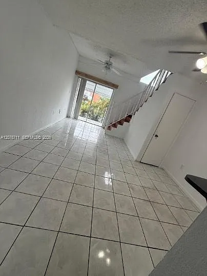 Bellavista Gardens Condo — Photo 2
