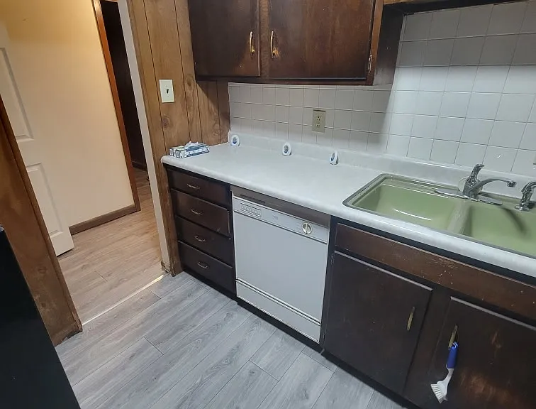 506 Lakeside St #5 — Photo 2