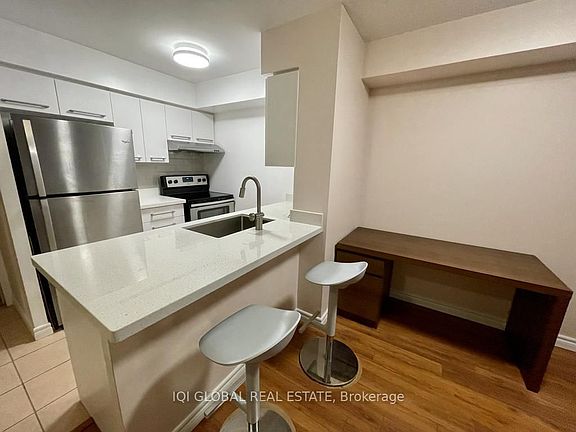 3rd image of 4978 Yonge St
