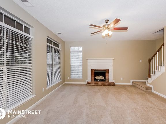 3rd image of 15203 Wiltshire Manor Dr