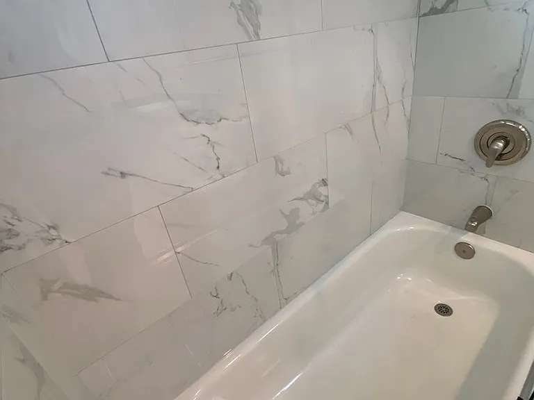 Tarzana Terrace Apartments — Photo 18