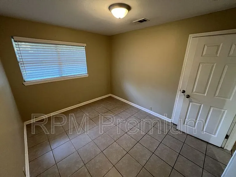 3280 Crestaire Dr — Photo 23