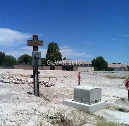 4th image of 6130 W Cartier Ave