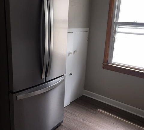 5th image of 4825 N Oakley Ave