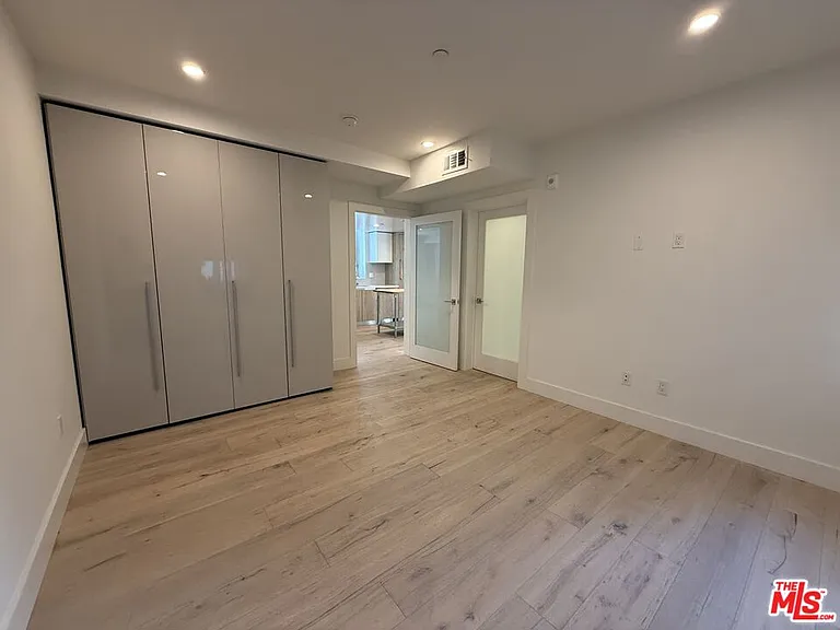 8210 Fountain Ave #103 — Photo 7