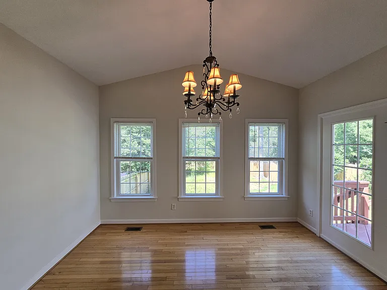 9521 Pine Trails Ct — Photo 9
