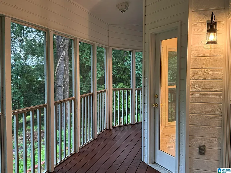 2512 Christie Cir — Photo 23