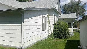 2nd image of 320 Fite St