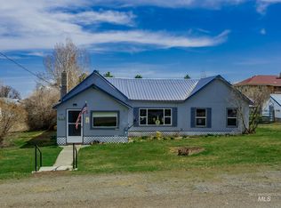 241 1st St, Ferdinand, ID 83526