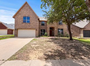 8613 Sunwood Ct, Fort Worth, TX 76123