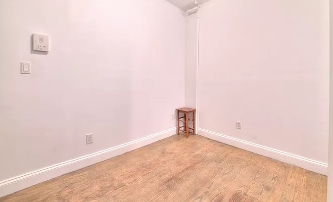 Rented by REAL New York | media 11