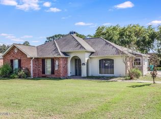 1024 N 12th St, Eunice, LA 70535